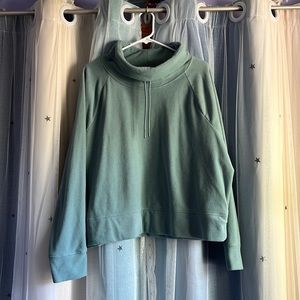 Beautiful aqua active fleece cropped turtleneck hoodie! WOMENS SIZE XXL!